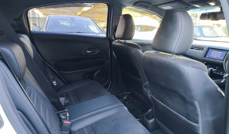 
								Honda Vezel RS 2017 Model dolu									