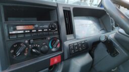 
										Isuzu Elf Kamyon Arkası Lıftlı 2010 Model dolu									