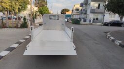 
										Isuzu Elf Kamyon Arkası Lıftlı 2011 Model dolu									