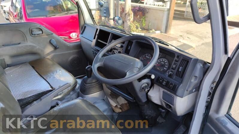 
								Isuzu Elf Tanker 2008 Model dolu									