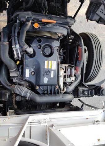 
								Isuzu Elf Tanker 2008 Model dolu									