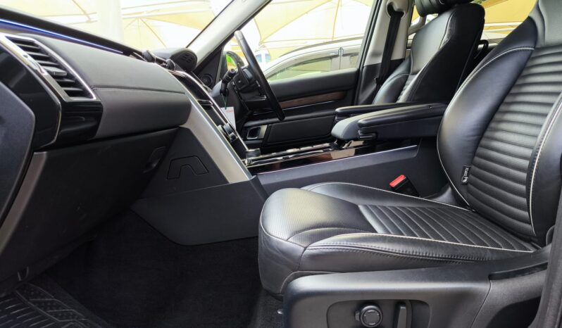 
								Land Rover Discovery Hsetd6 2019 Model dolu									