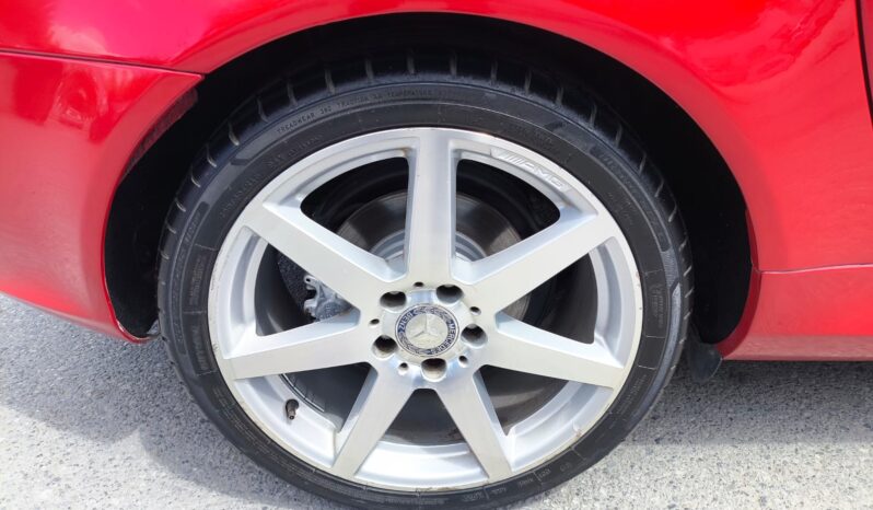 
								Mercedes Benz SLK 2007 Model dolu									