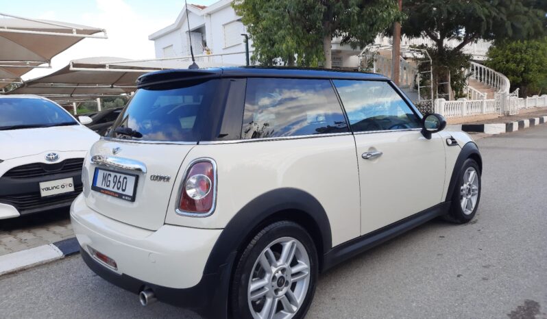 
								Mını Cooper 2013 Model dolu									