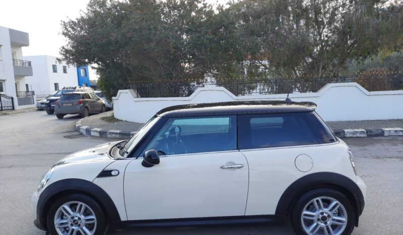 
								Mını Cooper 2013 Model dolu									