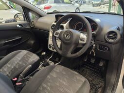 
										2013 Model Vauxhall Corsa eco Flex 1.2 Cdti Düz Vites dolu									