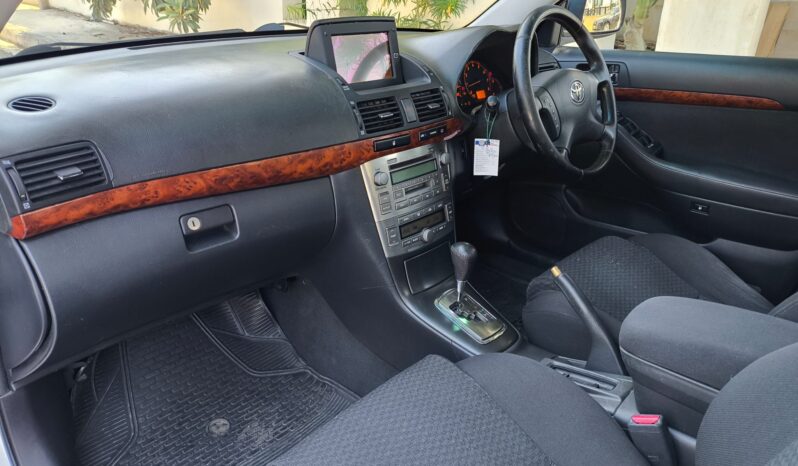 
								2005 Model Toyota Avensıs Full Paket 2.0 Benzin Otomatık dolu									