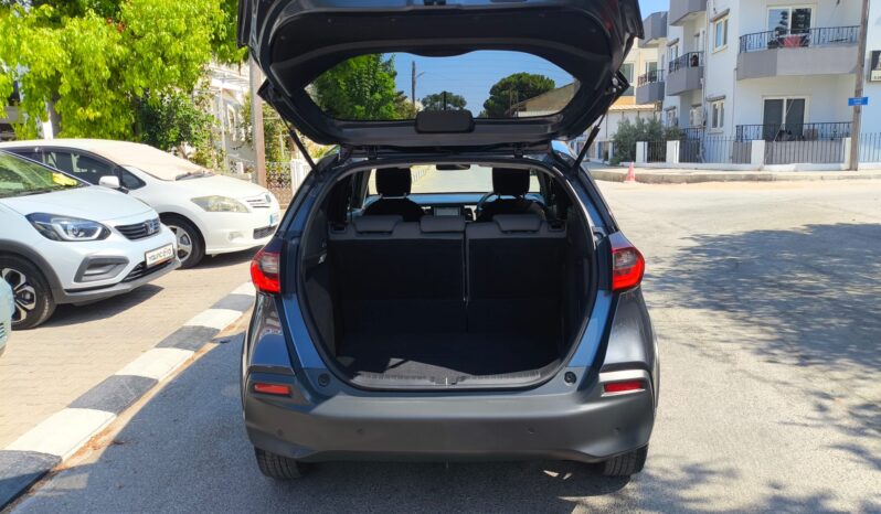 
								2022 Model Honda Fit Cross Hybrid e : HEV 1.5 Benzin Otomatik dolu									