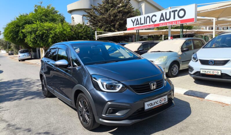 
								2022 Model Honda Fit Cross Hybrid e : HEV 1.5 Benzin Otomatik dolu									