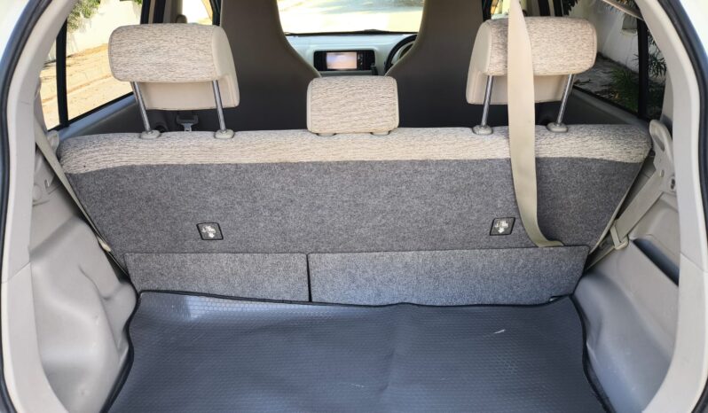 
								2013 Model Toyota Passo 1.0 Benzın Otomatık dolu									