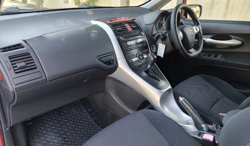 
								2010 Model Toyota Aurıs 1.5 Benzın otomatik dolu									