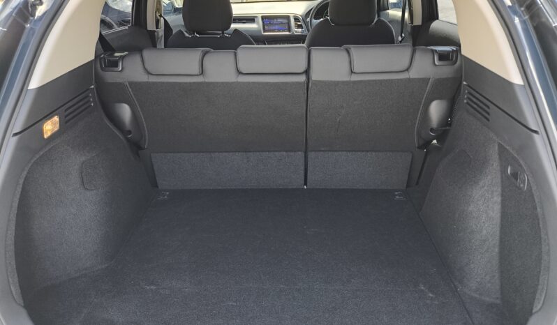 
								2021 Model Honda Vezel Hybrid 1.5 Otomatik dolu									