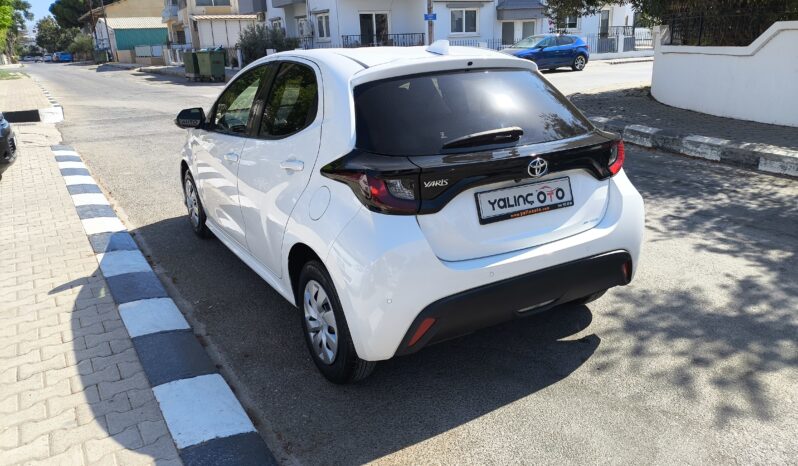
								2021 Model  Toyota Yaris 1.0 Benzin Otomatik dolu									