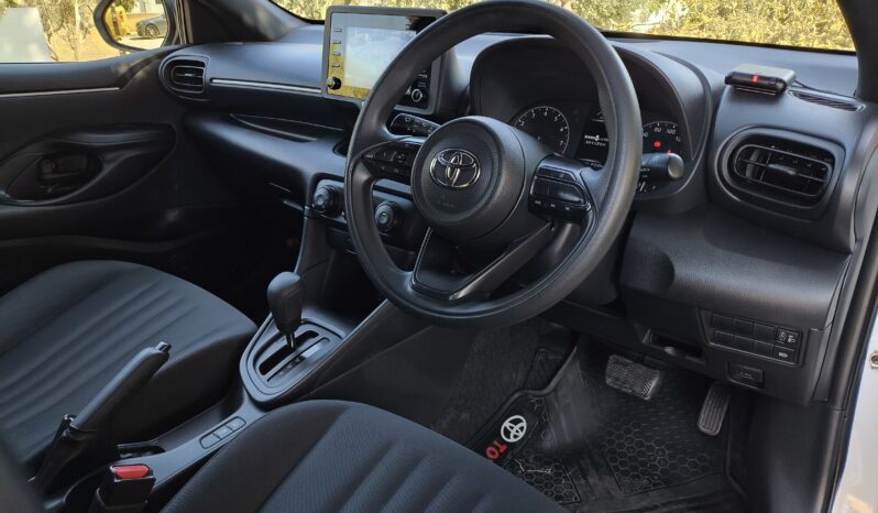 
								2021 Model  Toyota Yaris 1.0 Benzin Otomatik dolu									