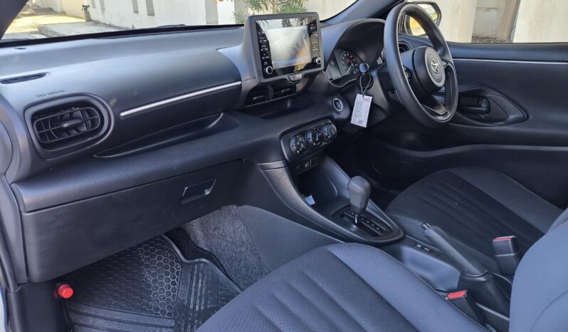 
								2021 Model  Toyota Yaris 1.0 Benzin Otomatik dolu									