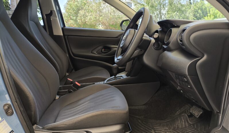 
								2022 Model  Toyota Yaris Cross Hybrıd 1.5 Benzin Otomatik dolu									