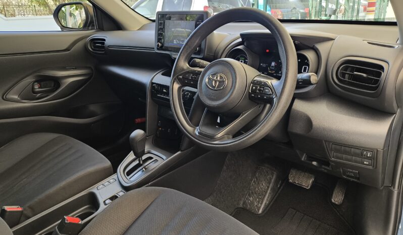 
								2022 Model  Toyota Yaris Cross Hybrıd 1.5 Benzin Otomatik dolu									
