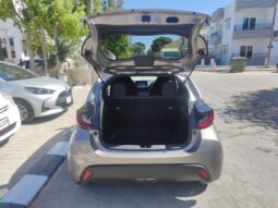 
										2021 Model  Toyota Yaris Hybrıd 1.5 Benzin Otomatik dolu									