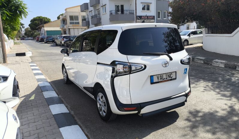 
								2022 Model Toyota Sienta 1.5 Benzin Otomatik dolu									