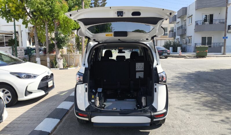 
								2022 Model Toyota Sienta 1.5 Benzin Otomatik dolu									