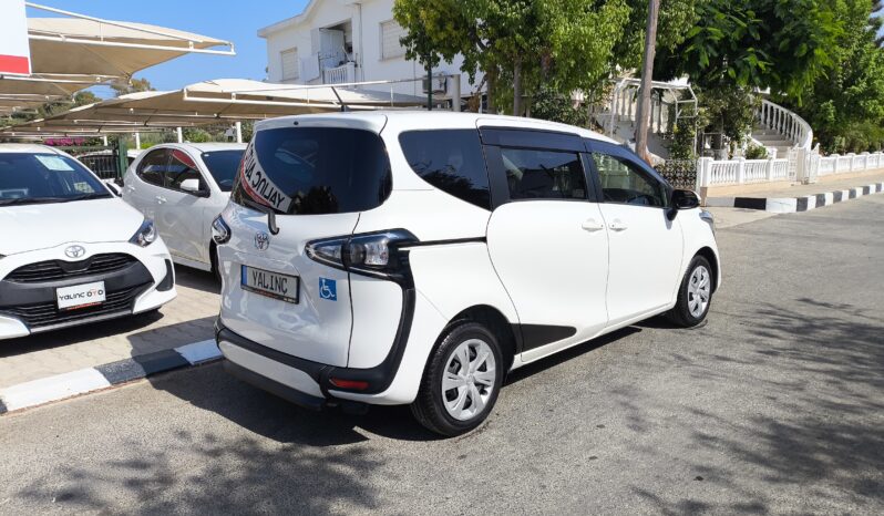 
								2022 Model Toyota Sienta 1.5 Benzin Otomatik dolu									