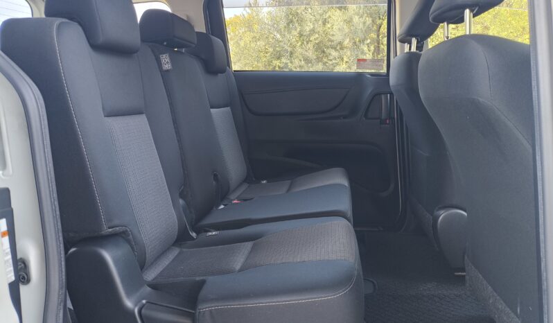 
								2022 Model Toyota Sienta 1.5 Benzin Otomatik dolu									