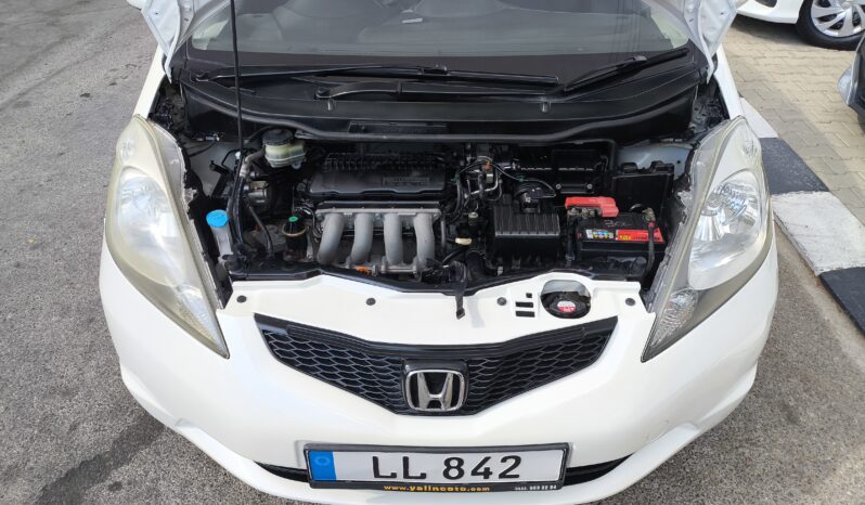 
								2008 Model Honda Fit 1.3 i-VTEC Benzin Otomatik dolu									