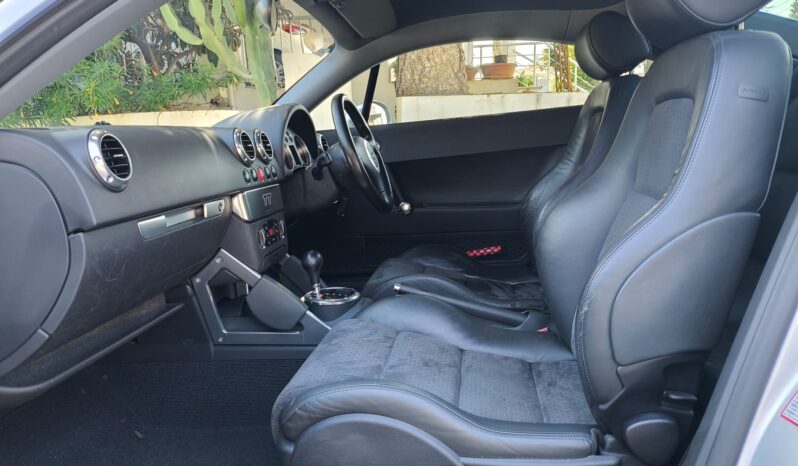 
								2004 Model Audi TT Coupe 1.8T (1800 cc) – Otomatik Şanzıman dolu									