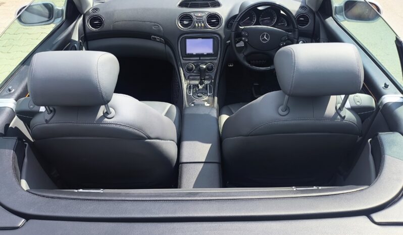 
								2005 Model Mercedes SL350 Cabriolet • 3200 cc • Otomatik • Silver • Hardtop Tavan dolu									