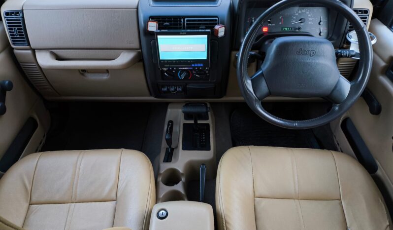 
								2000 Model Jeep Wrangler – 4.0L Benzin • Otomatik • 4WD • Klasik Statü dolu									