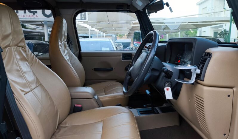 
								2000 Model Jeep Wrangler – 4.0L Benzin • Otomatik • 4WD • Klasik Statü dolu									