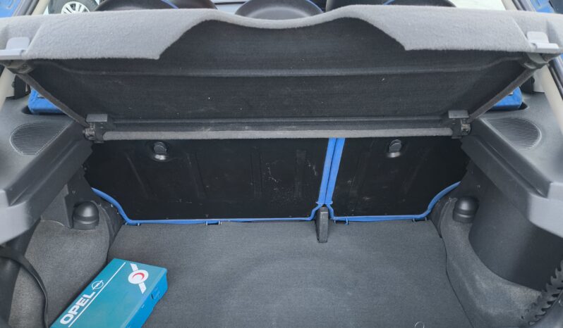 
								2002 Model Opel Corsa 1.2 Benzinli Yarı Otomatik dolu									