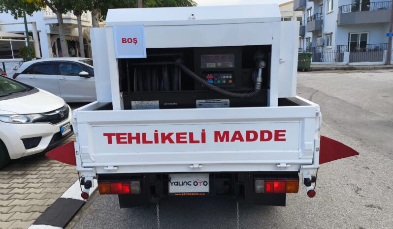 
								2013 Model Toyota Dyna 4WD Tanker 4.0L dolu									