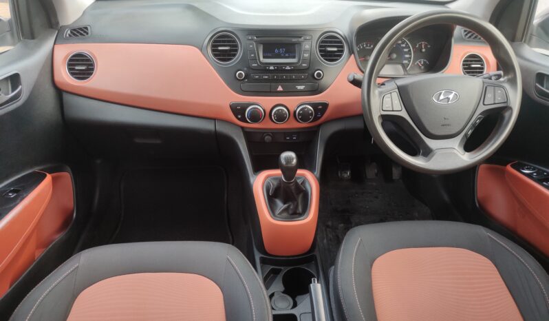 
								2014 Model Hyndaı İ10 1.2 Benzin Düz Vites dolu									