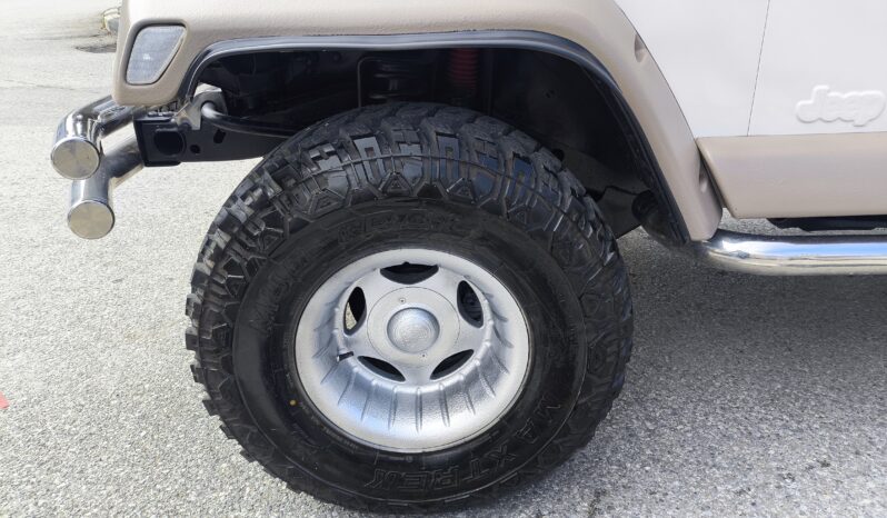 
								2001 Model Jeep Wrangler Sahara Edition 4×4 Benzın Otomatik dolu									