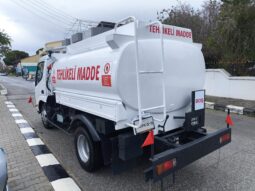 
										2014 Model Hıno Dutro Akaryakıt Tankeri dolu									