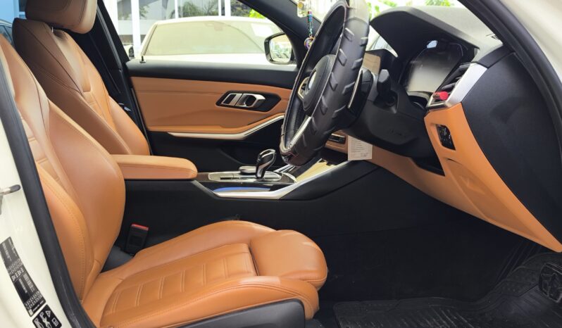 
								2020 Model Bmw 320 d M Sport X Drive dolu									