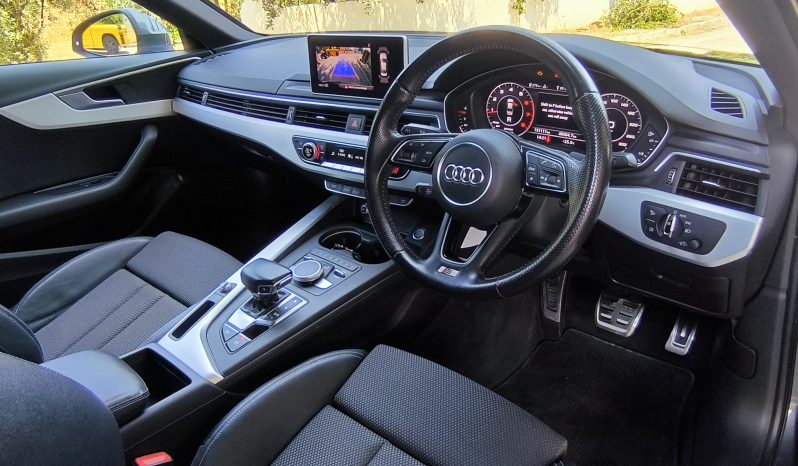 
								2018 Model Audı A4 S Line 2.0 TFSI dolu									