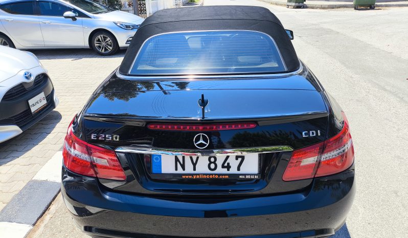 
								2011 Model Mercedes – Benz E 250 Cdı Cabrıolet 2.2 Dizel Otomatik dolu									