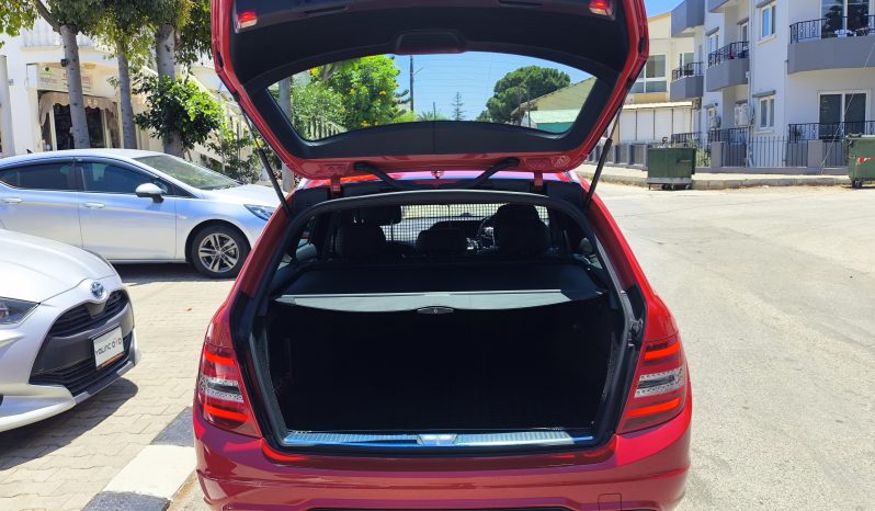 
								2014 Model Mercedes Benz C 200 Amg Premium Plus 1.8 Evo Otomatik dolu									