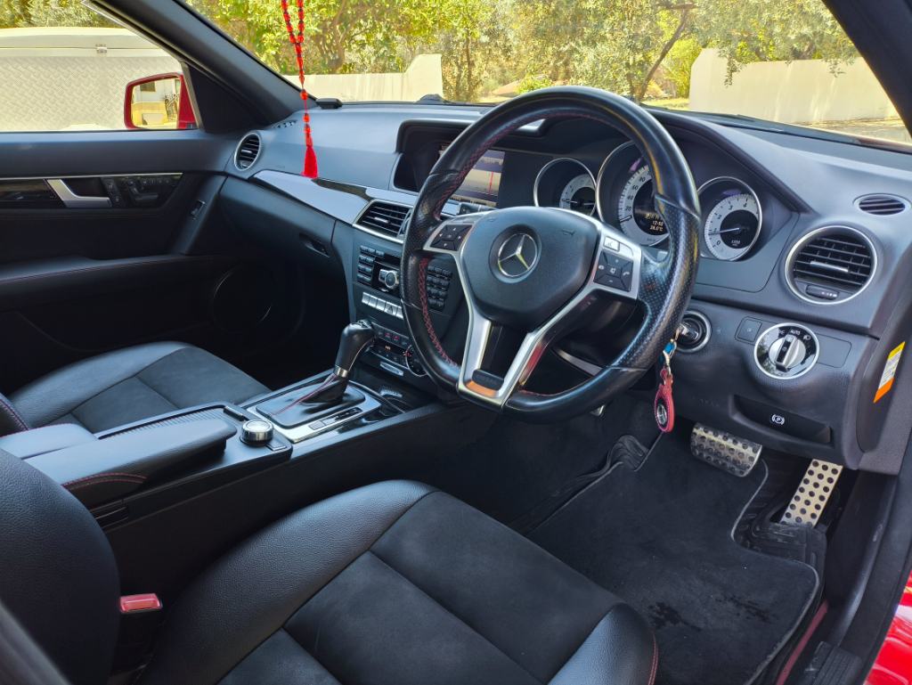 2014 Model Mercedes-Benz C 200i 1.8 cc Evo