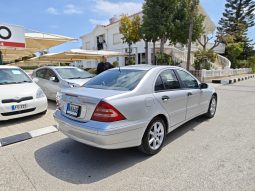 
										2005 Mercedes Benz C180i Komprosse1.8 Otomatik dolu									