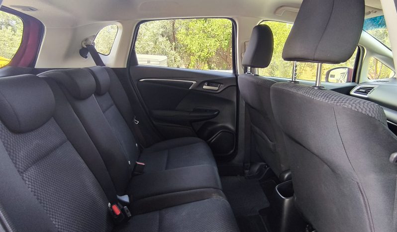 
								2019 Model Honda Fit Gk3 1.3 i-Vtec Otomatik dolu									