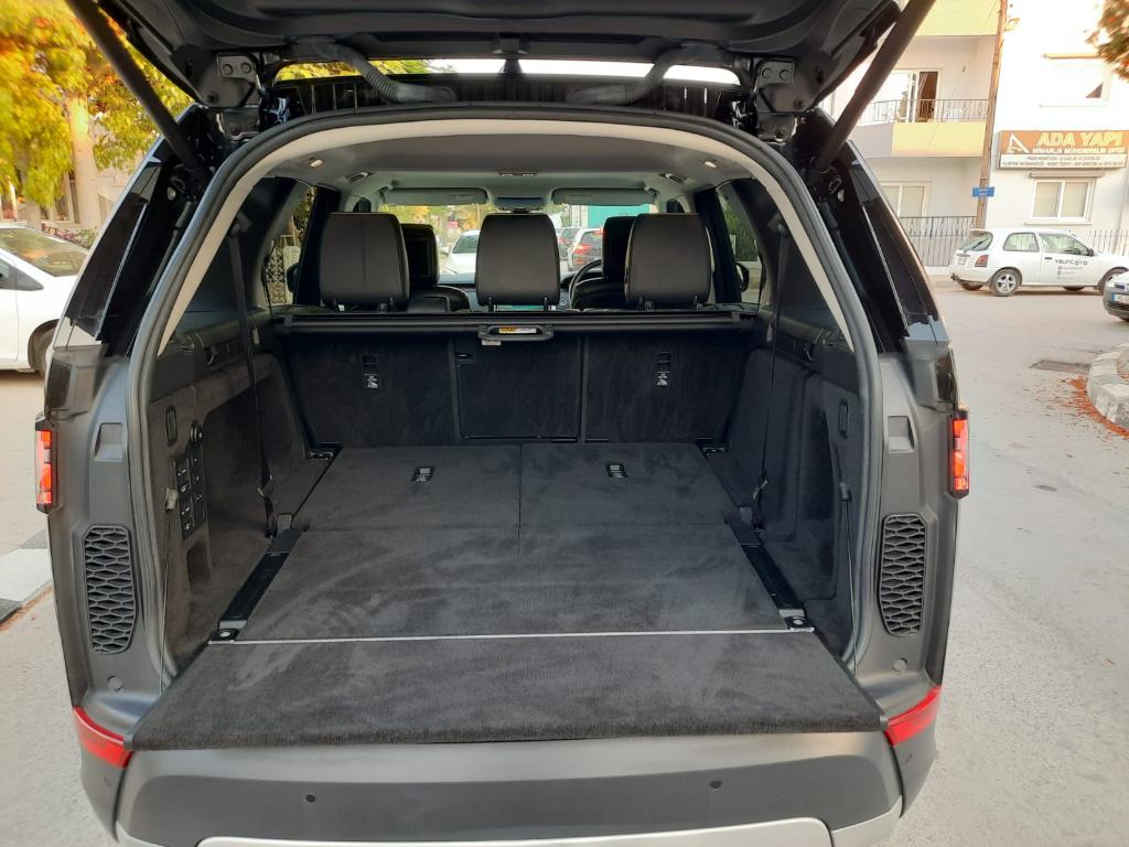2019 Model Land Rover Discovery Hsetd6   3.0