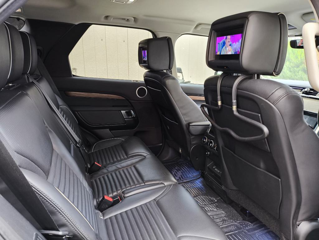 2019 Model Land Rover Discovery Hsetd6   3.0