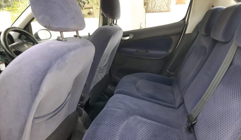 
								2005 Model Peugeot 206 1.4 Benzin Manuel dolu									