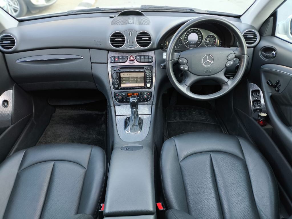 2004 Model Mercedes-Benz CLK 320i Coupe 3.2 cc