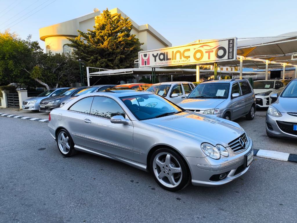 2004 Model Mercedes-Benz CLK 320i Coupe 3.2 cc