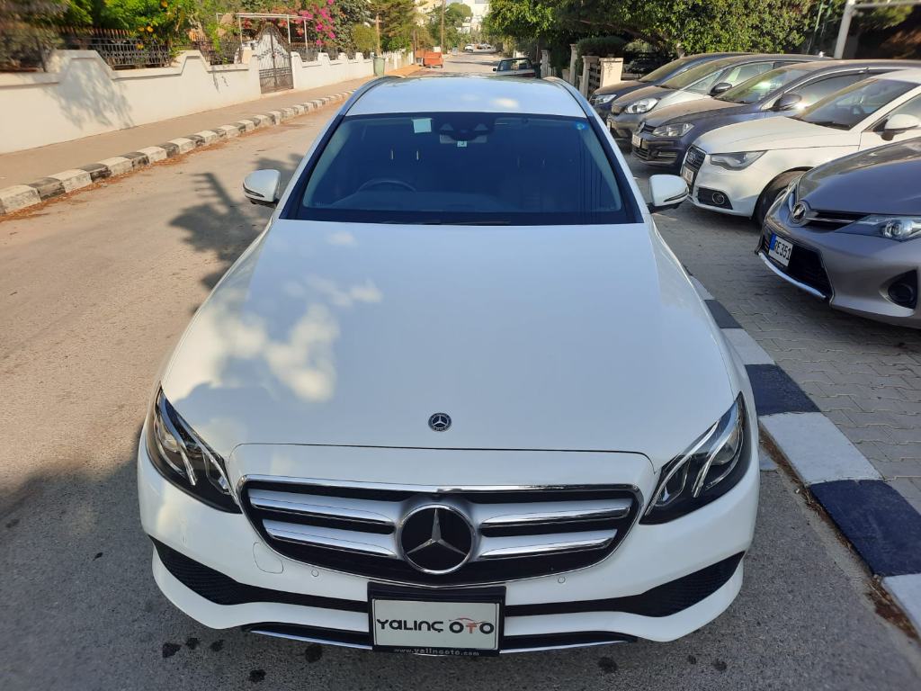 Mercedes-Benz E 220 D