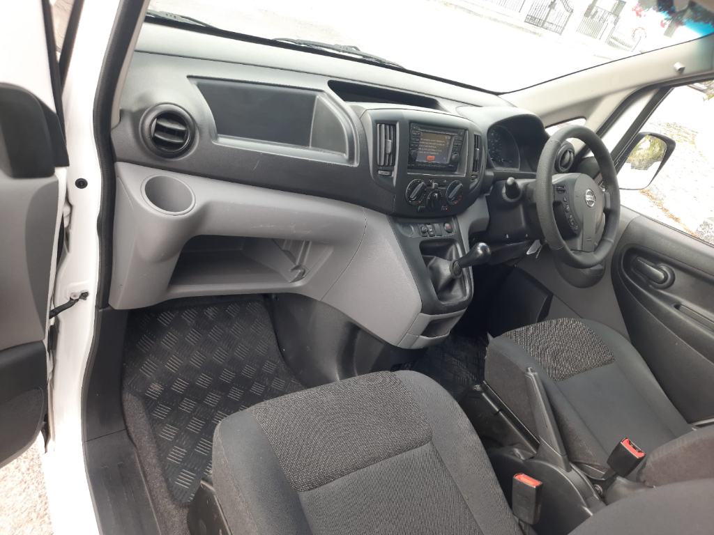 Nissan NV200